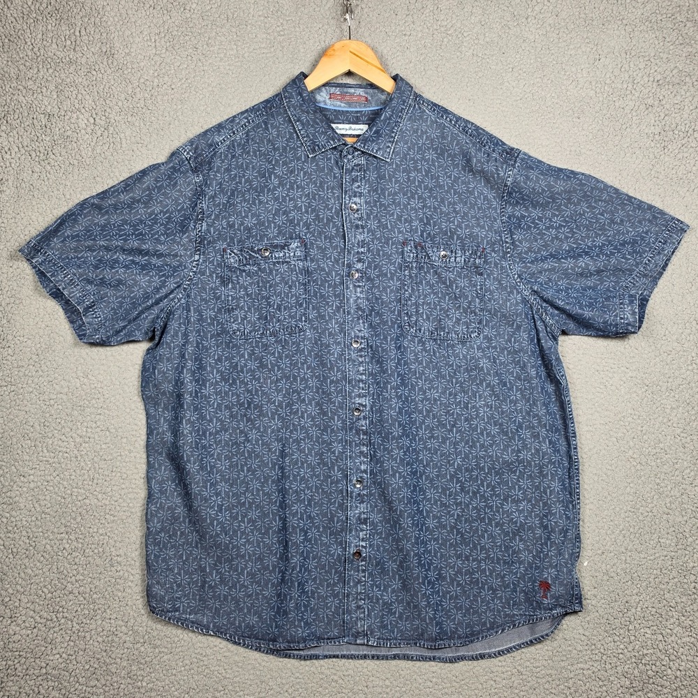Tommy Bahama Shirt Mens Sz XL Blue Lightweigght Denim Palm Print All Over Beachy